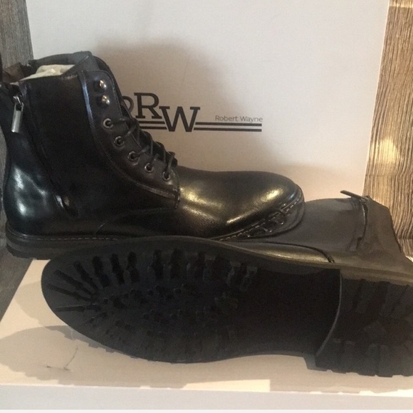 🔥Robert Wayne – Thatcher Lace-Up Boot
BLACK NWT - Picture 8 of 8